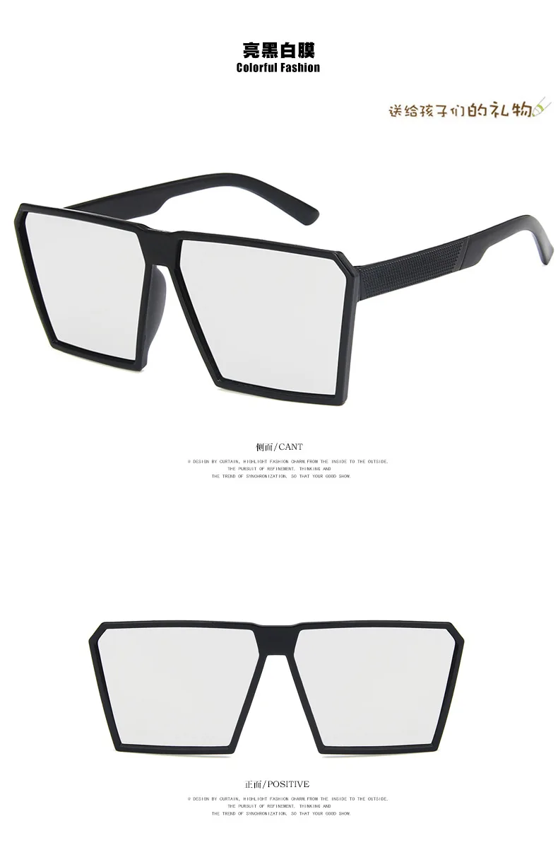 10312023677_825563273