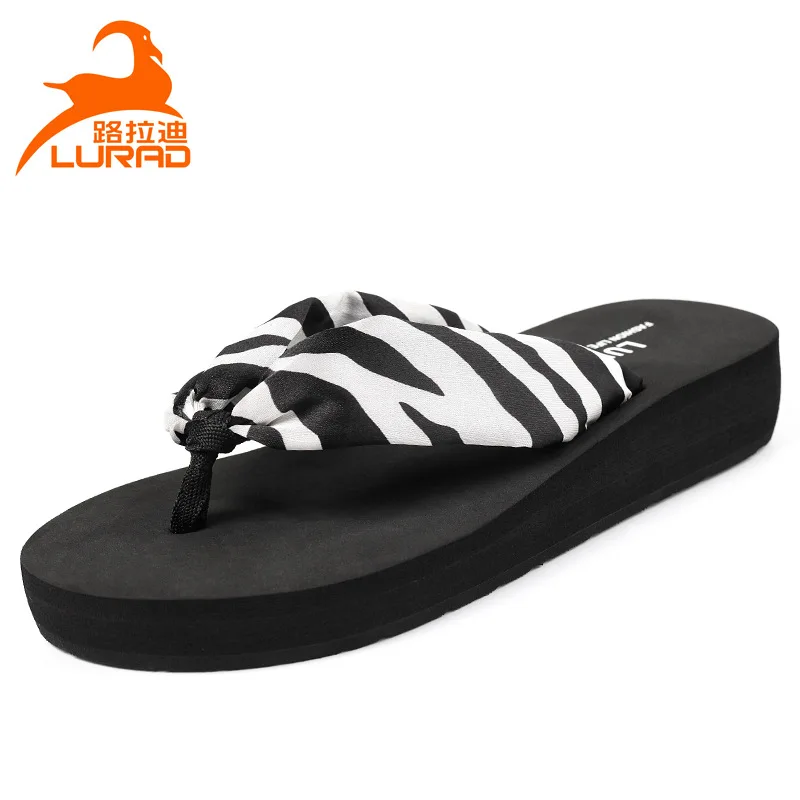 

Leopord Pattern Mia Semi-high Heeled Ladies' Flip Flops Summer Thick Bottomed Anti-slip Flip-flops Slanted Heel Slippers Sandals