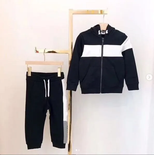 

2019 new brand Autumn Winter Children Clothing Girls Tracksuits Kids Sport Suits Zipper Jacket +pants 2pcs Set size 90-150