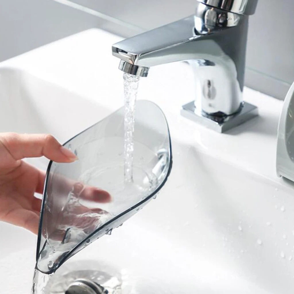 Self Draining Soap Holder Leaf Shape Soap Box Bathroom Plastic Non-slip Soap Dish Tray Creative Bathroom Kitchen Decors
