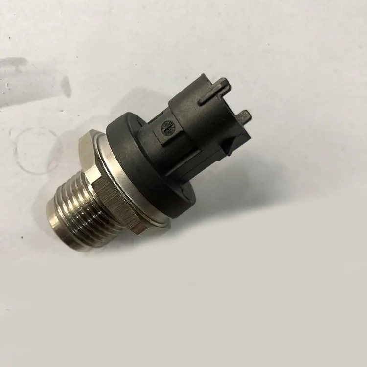 0281006158 FIC3.0 аккумуляторная топливная система Датчик давления для Fiat Chevrolet Ивеко Дейли