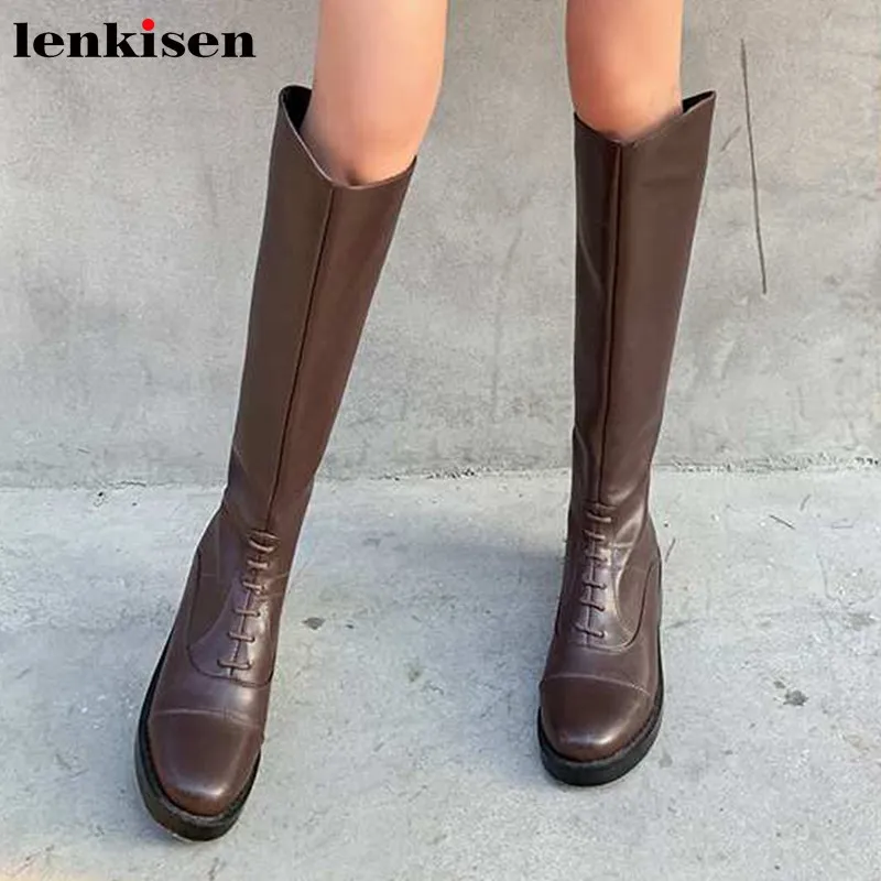 Lenkisen/Винтажные рыцарские сапоги из коровьей кожи на шнуровке в британском стиле зимние женские сапоги до бедра на среднем каблуке, с круглым носком, с пряжкой, на молнии, L78