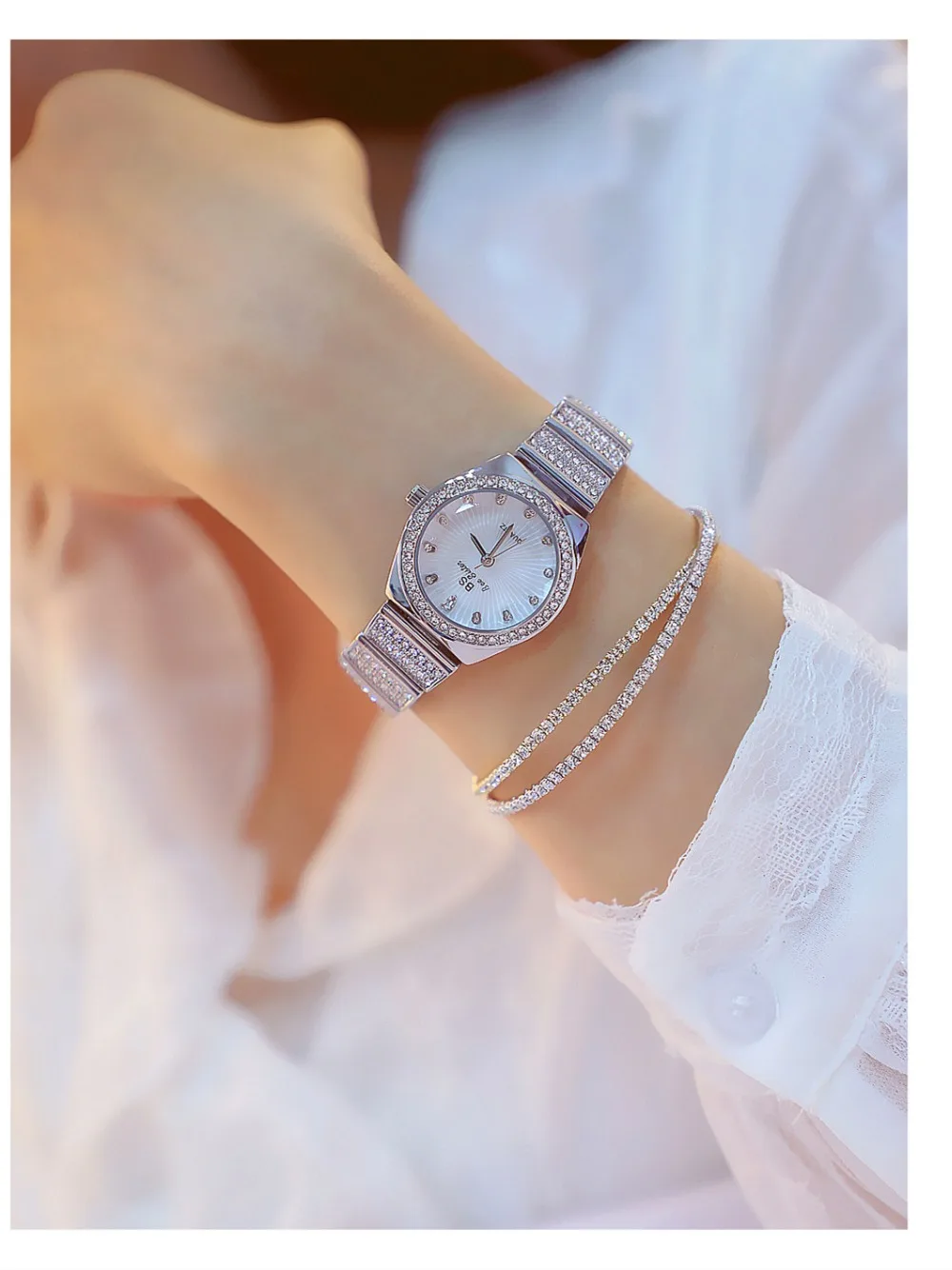 11132298050_381868954