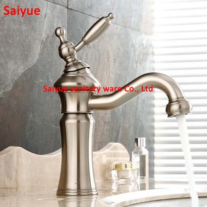 faucet at the large-scale outlet, with a single pipe faucet, which is used for the copper cascade and the agitated bath oil