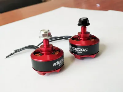 Новый бесщеточный двигатель Kingkong 2207 2100kv 2209 2000KV 2-4S CCW для Дронов FPV | Игрушки и хобби