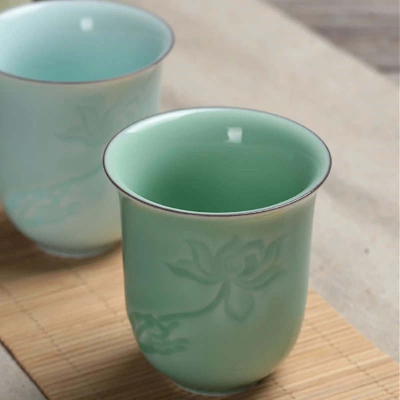 Фарфоровая чайная чашка longquan celadon master резная керамическая кофейная чашка с гравировкой лотоса и водяной лилии цельные фарфоровые чашки 130 мл
