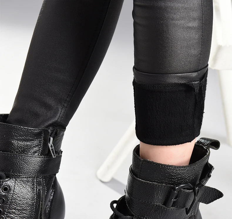 Women Thin Velvet PU Leather Pants 2019 Autumn Winter Female Sexy Pantalon Leggings Elastic Stretch Skinny Tight Faux Leather Pencil Pants Trouser Lady Trousers Black Color S XXXL High Quality Warm Ladies Streetwear (1)