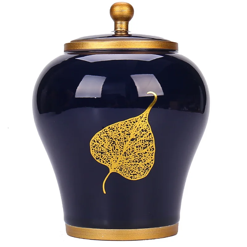 

Embed Life High Quality Blue Glazed Tea Tank Loading About 220g Tea Hand Painting Delicated Ceramic Moisture-proof Container