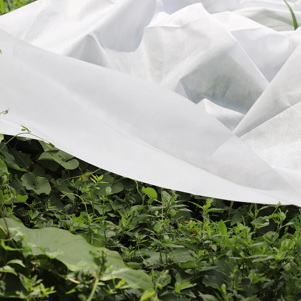 Garden Fabric Plant Care Cover Outdoor Frost Protection Blanket Floating Row Crop Cover Garden Anti-bird Mesh Netting Protection Garden Fabric Plant Care Cover Outdoor Frost Protection Blanket Floating Row Crop Cover Garden Anti-bird Mesh Netting Protection