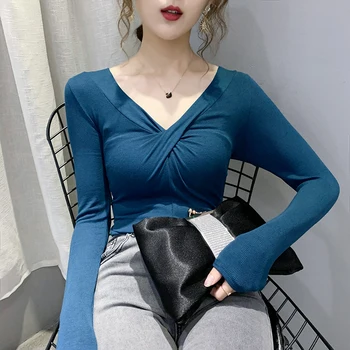 

Haze han edition cultivate one's morality show thin blue coat female spring new kink v-neck sexy hollow out T