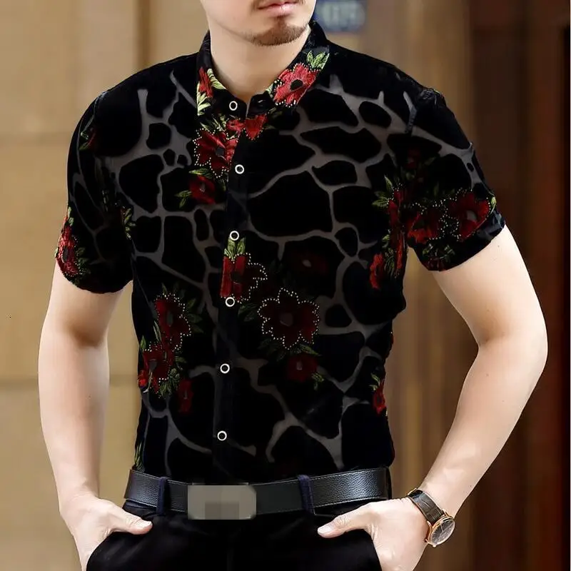 red Летняя мужская рубашка с коротким рукавом, модная, отложной воротник, шелковая, с вышивкой, бархатная Мужская рубашка, облегающая, открытая, Blusas Masculina - Цвет: red