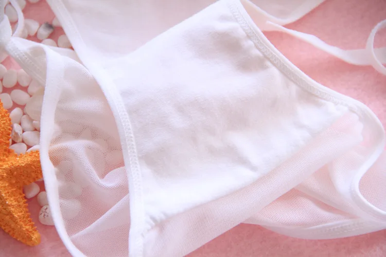 4381870126_1000337947