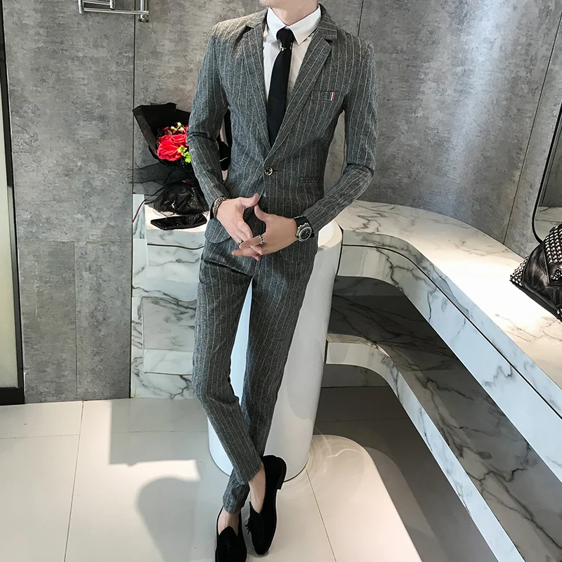 2019 autumn men's fashion striped suit two-piece suit (blazer + suit pants) men's single buckle slim casual groom wedding suit 2019 autumn men's fashion striped suit two-piece suit (blazer + suit pants) men's single buckle slim casual groom wedding suit