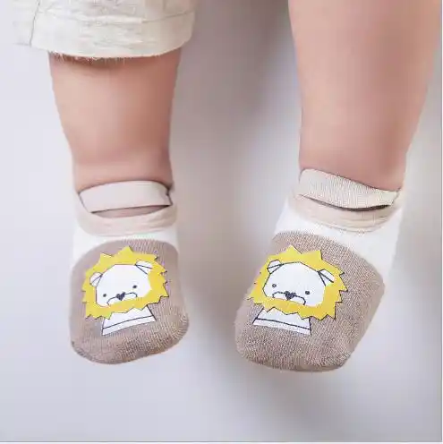 baby sock straps