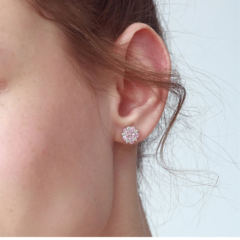 8747439151_897938250