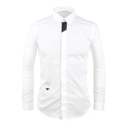 Clássico abelha bordado branco grande tamanho camisa pequeno colarinho quadrado fino ajuste não ferro costura roupas de negócios masculino