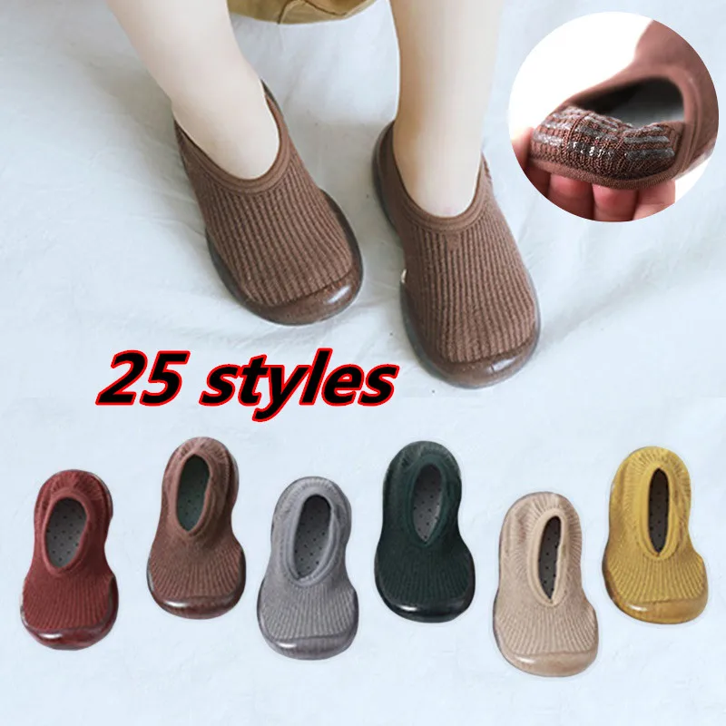 2021 bebé calcetines de niños niñas zapatos de otoño no suelo antideslizante calcetines NIÑOS Calcetines suela de goma suave bebé zapatos y calcetines