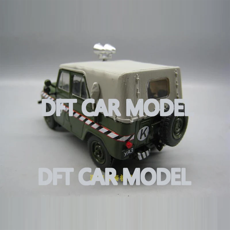 1:43 Масштаб сплава игрушка UAZ469 модель детских игрушечных автомобилей авторизованный игрушки для детей