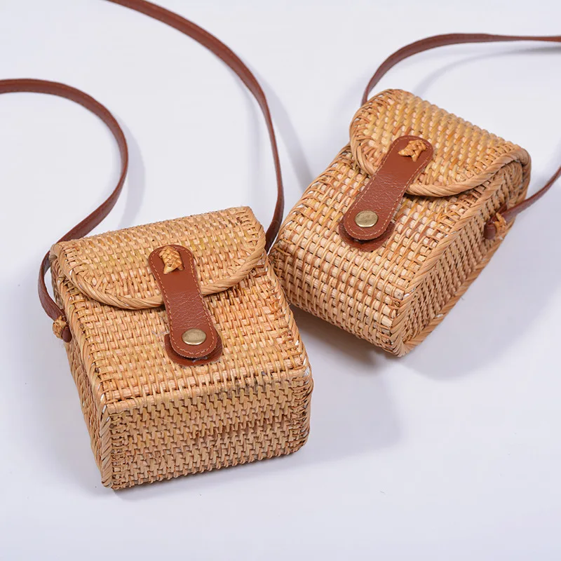 rattan pouch