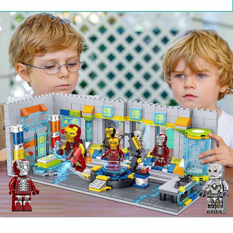 

Avengers Infinity War Iron Man Mech Laboratory Figures Model Building Blocks Toys For Kid B740