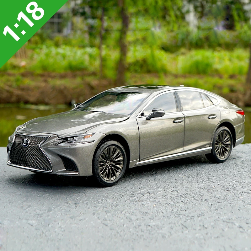 1:18 Lexus LS500h LS500 сплав модель автомобиля статические металлические модельные автомобили оригинальная коробка для подарков коллекция