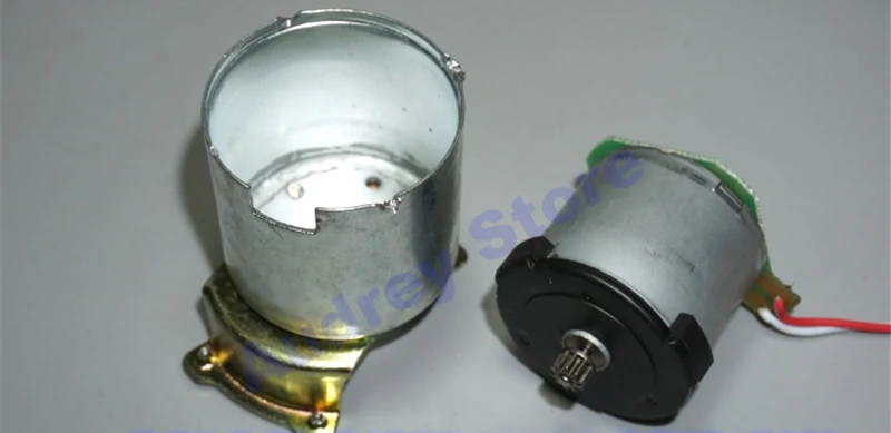 New 520 All Metal Reduction Motor DC5-12V Low Speed and Large Torque 32rpm 3900rpm