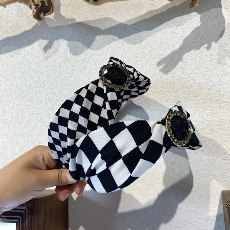 

Fashion Korean headwear Czech diamond checkerboard lattice wide-brimmed headbands go out all-match broken hair press hairbands