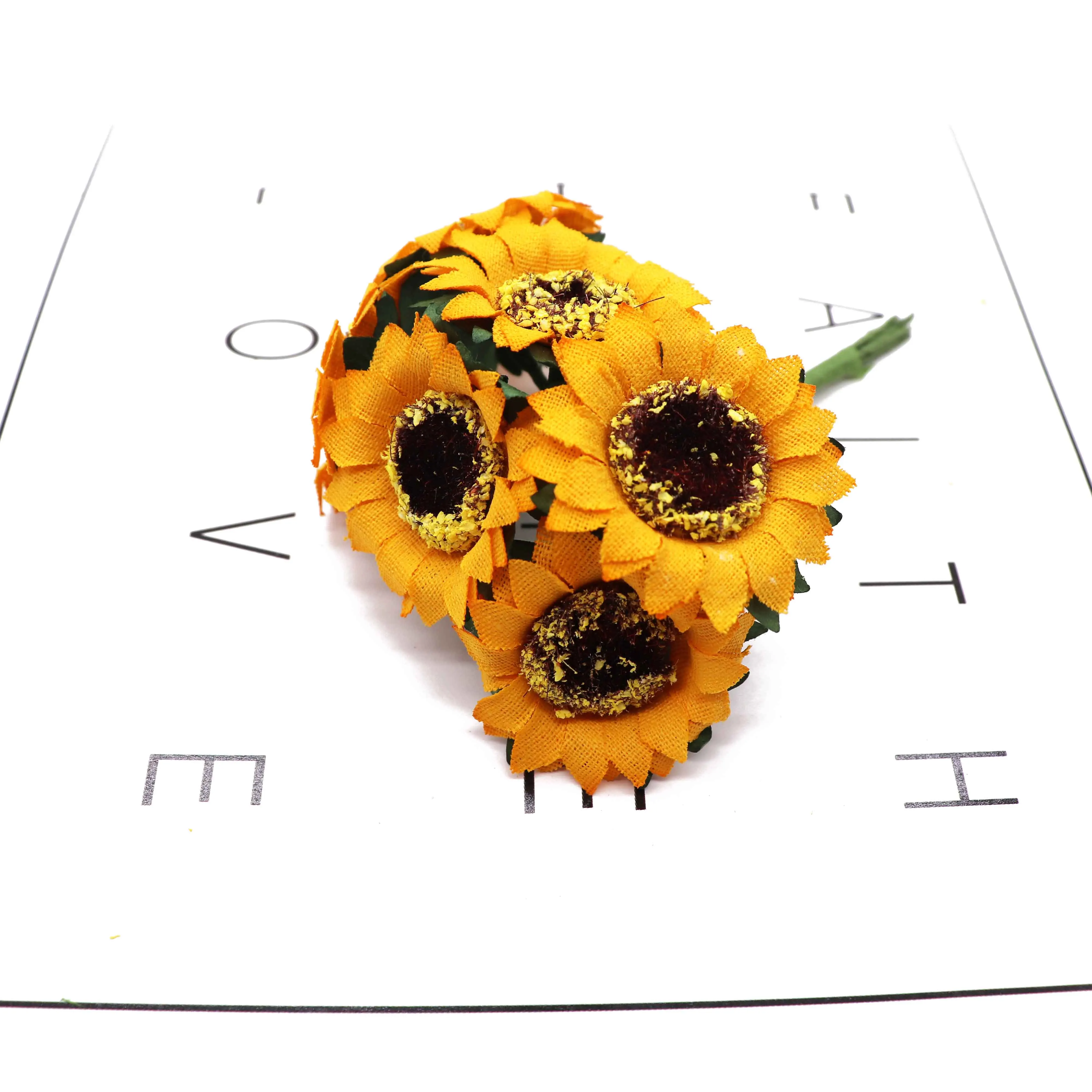 1 6pcs/3.5cm Mini Silk Sunflower Gerbera Artificial Flower Wedding Dresser DIY Wreath Gift Box Cut& Clip Craft Fake Flower - Цвет: 1
