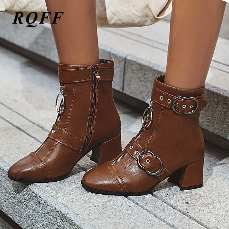 Женские ботильоны с ремешком на застежке молнии черные или коричневые ботинки из