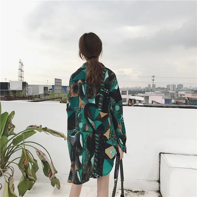Простой повседневный шифоновый геометрический отложной воротник модная базовая длинная Дизайнерская верхняя одежда в Корейском стиле горячая Распродажа Женская рубашка - Цвет: Green