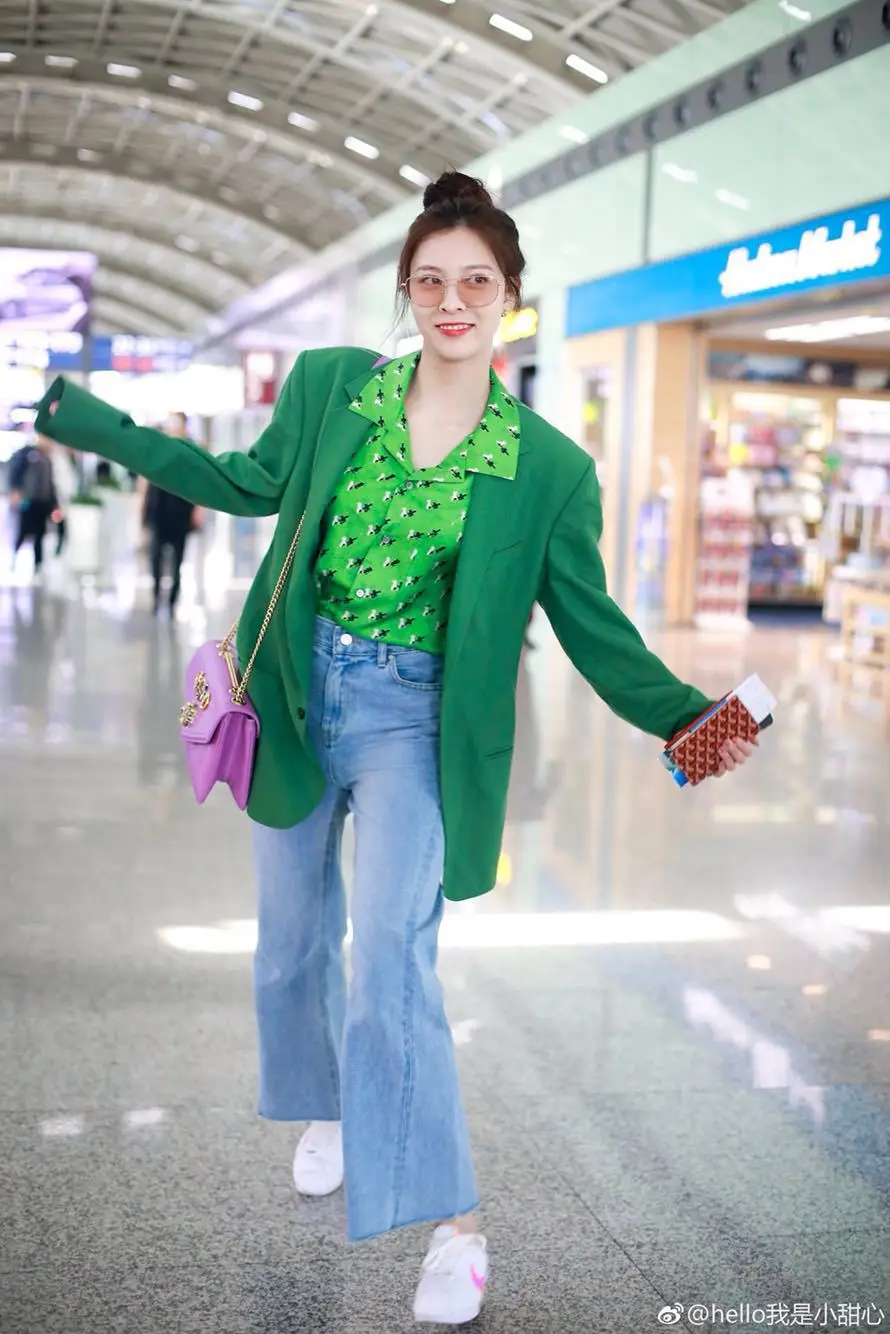 

2019 New Stars Same Green Loose Jacket Single Breasted Full Women Jackets and Coats Suit Notched Single Breasted Suit