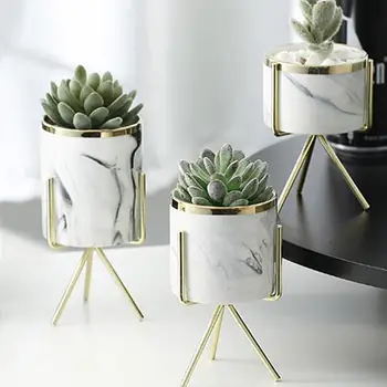 

Home Fashion Style Ceramic Flower Pot Planter Gold Iron Frame Flower Plant Holder Succulent Pot Office Desktop Ornament