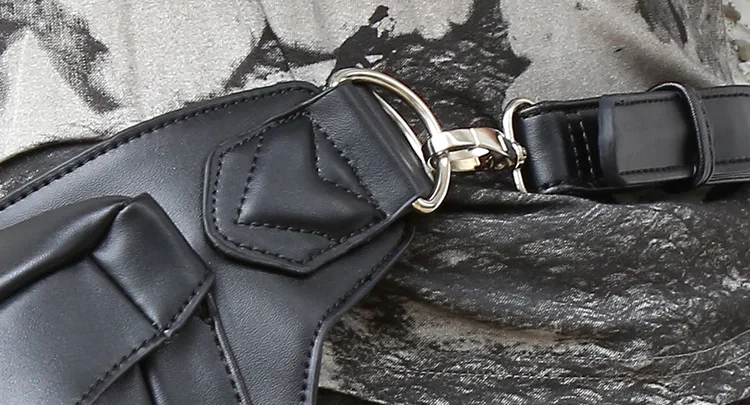 3845779869_1679498336