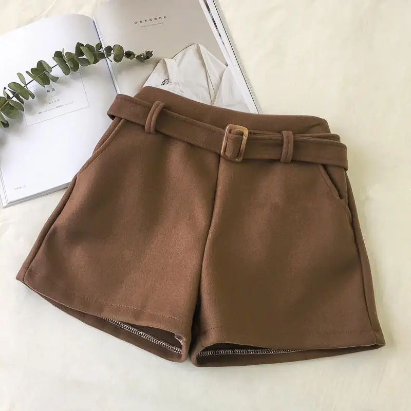 Brown shorts Женские шерстяные шорты больших размеров 4XL, свободные осенне-зимние шорты с высокой талией, женская уличная одежда, теплые зимние женские шорты Q2126 - Цвет: Brown shorts