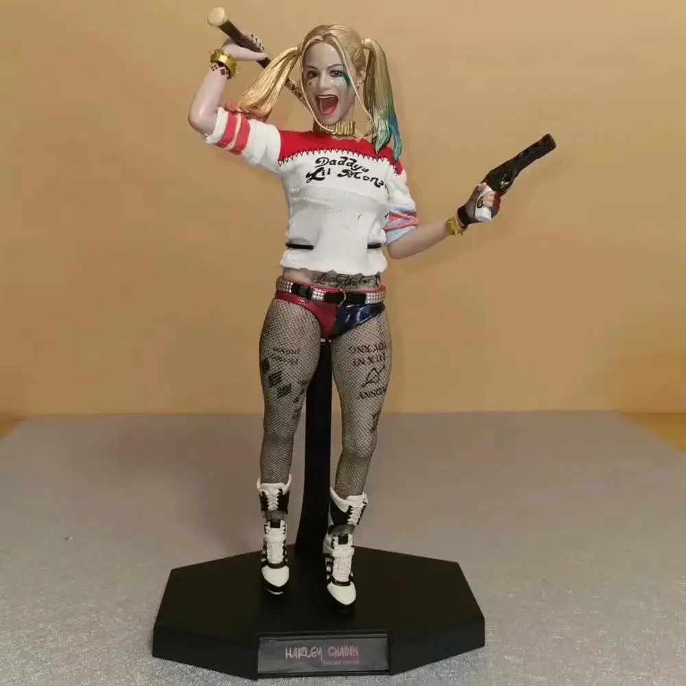 

NEW Hot 28cm true Stockings Suicide Squad Harley Quinn Harleen Quinzel Collectors 1:6 PVC Action Figure Toys Christmas Gift