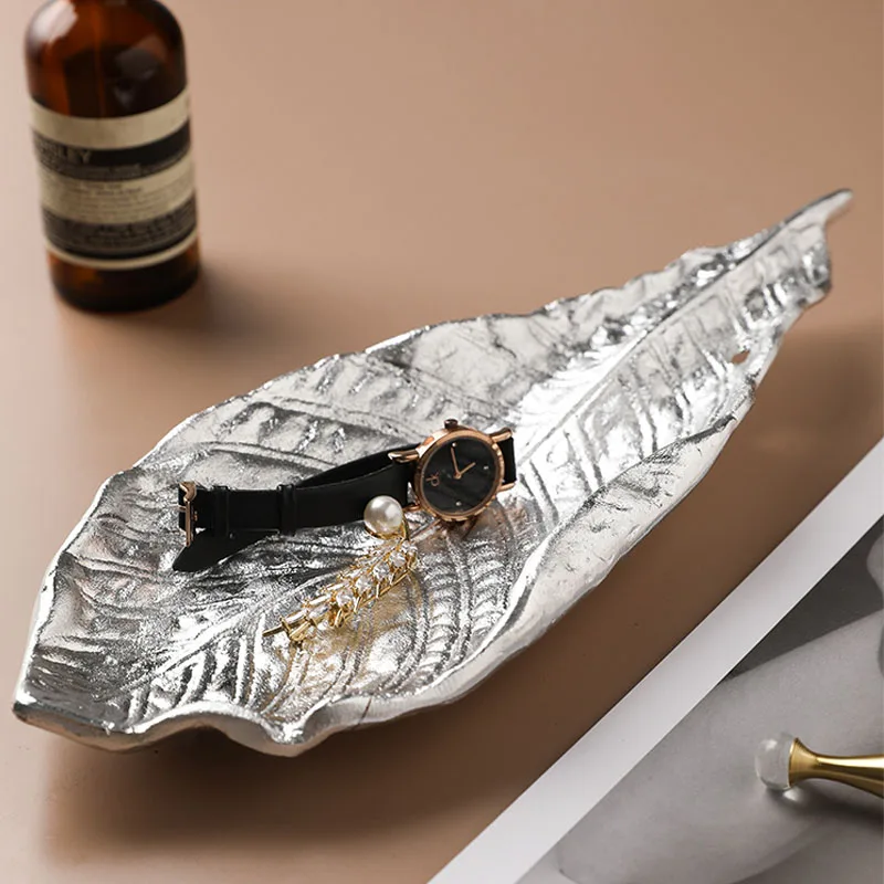 JINSERTA Metal Storage Tray Jewelry Display Plate Luxury Necklace Ring Earrings Cosmetic Organizer Home Decorative Tray