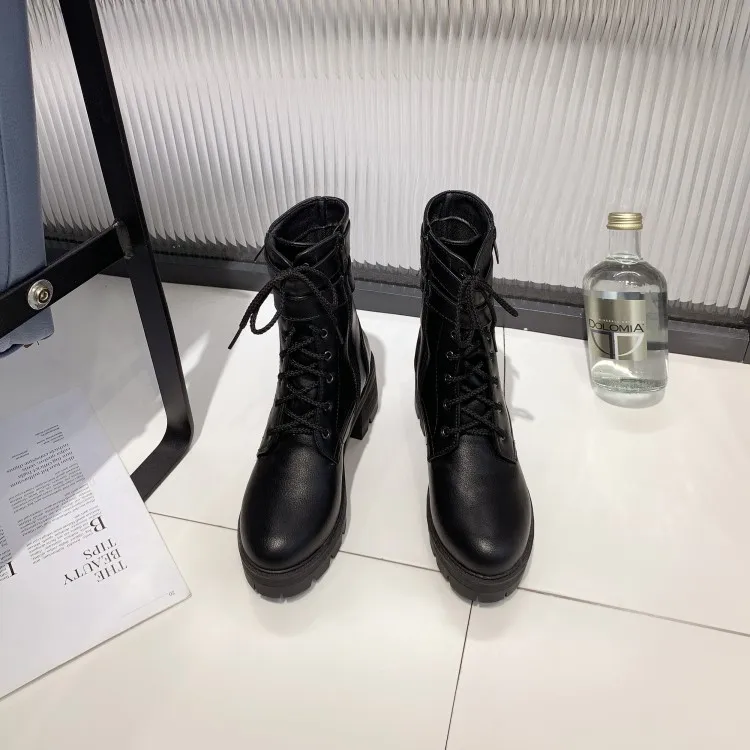Новые женские ботинки из искусственной кожи на платформе со шнуровкой Ботинки martin на высоком каблуке с пряжкой и ремешком женские ботинки в готическом стиле женские ботильоны