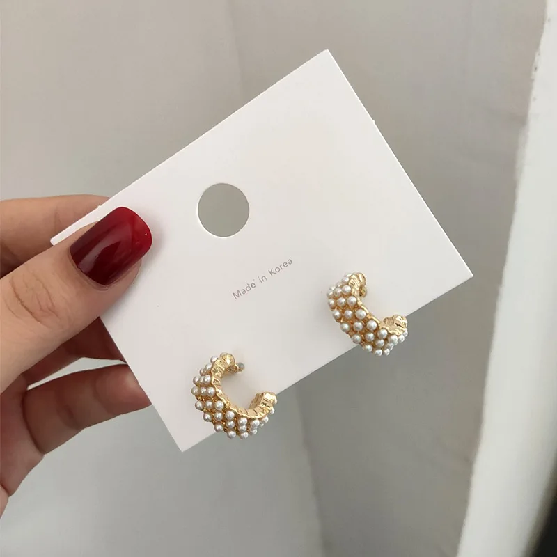 Женские винтажные серьги с образной жемчужиной полукруглые металлические в