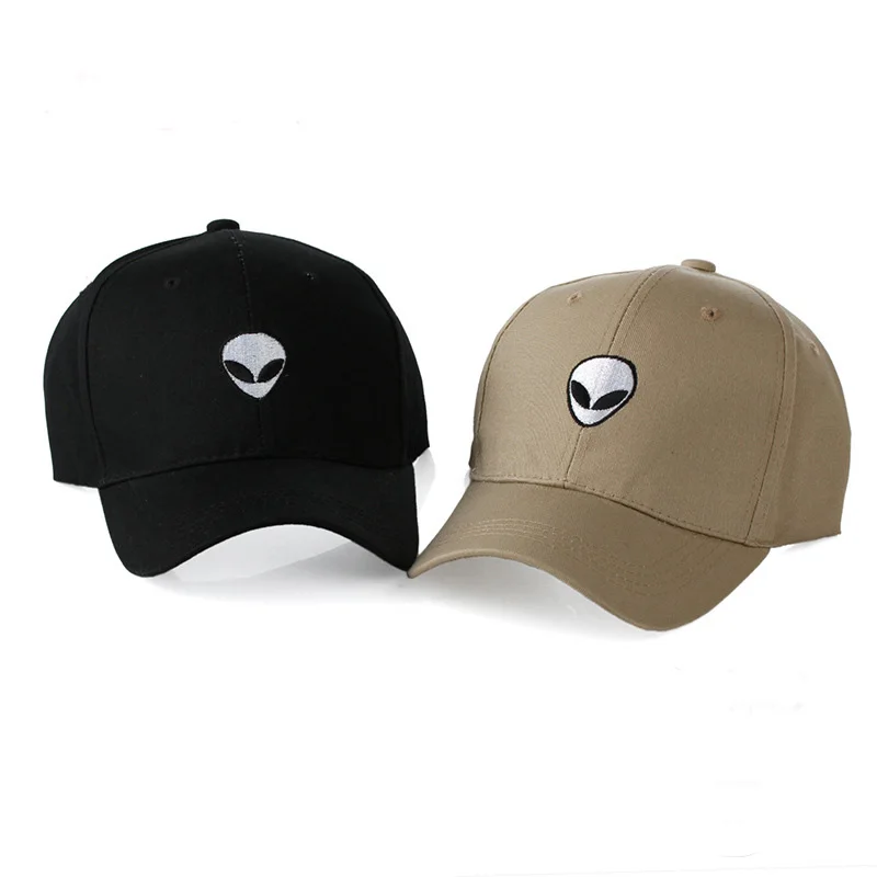 

New Fashion Simplicity Alien Embroidered Baseball Cap Men's and Women's Fall and Winter Curved Brim Caps Couple Hats C6007