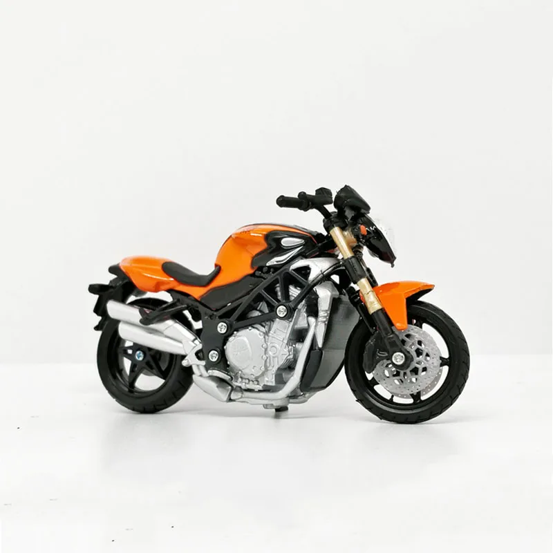 Bburago 1/18 1:18 Масштаб Triumph Rocket III литая под давлением пластиковая металлическая мотоциклетная демонстрационная модель детская маленькая игрушка для мальчиков - Цвет: Agusta Brutale S