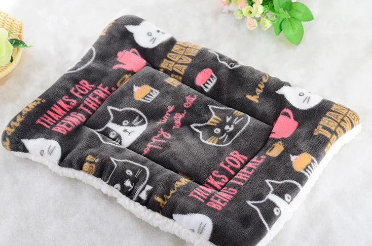 Printed cat 14 Стиль Коврик для собак зимние одеяла для домашних животных утолщаются теплые питомники 100*70 см кушетка для собак и кровати для домашних животных маленький средний большой коврик для собак мягкая подушка - Цвет: Printed cat