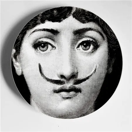 Fornasetti черно-белая иллюстрационная тарелка, настенная тарелка, домашний декор для отеля, человеческое лицо, керамическая посуда для декора стен - Цвет: 30