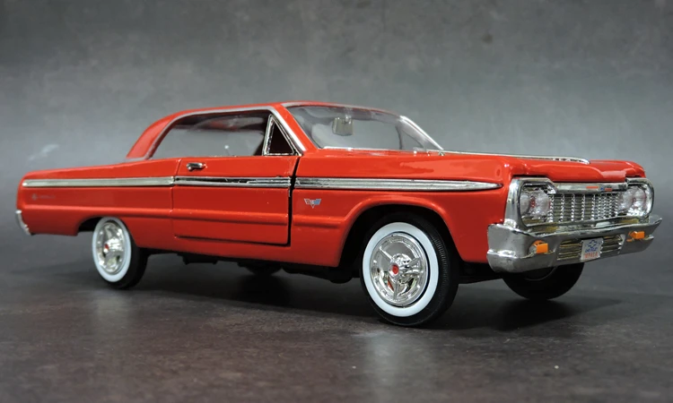 Nuevo 1/24 специальный металлический fundido a presión IMPALA SS Винтаж coche de escritorio colección de juguetes modelo para nivienos
