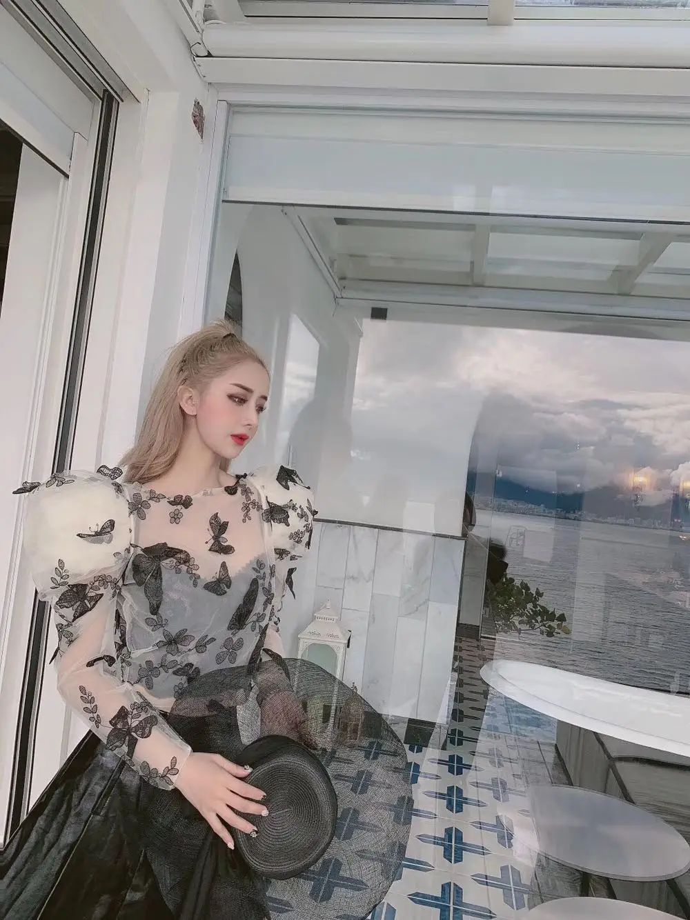 WHITNEY WANG футболка, Весенняя мода, уличная одежда с пышными рукавами, 3D вышивка бабочки, сетчатые блузы, женские топы, футболка для женщин