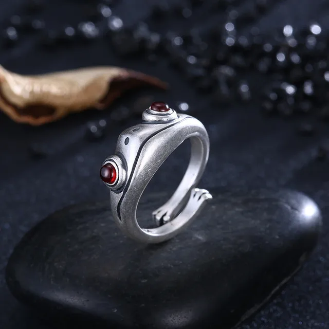 YADELAI Charming Fashion Owl Ring Vintage Man and Women Alloy Blue Eyes Owl Ring Versatile Argent  Adjustable Creativering Ring Frog silver