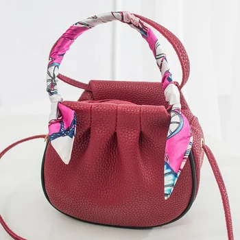 

2020 New Style Women's Fashion Handbag Crossbody Messager Bag Silk Scarf Decoration Shoulder Bag