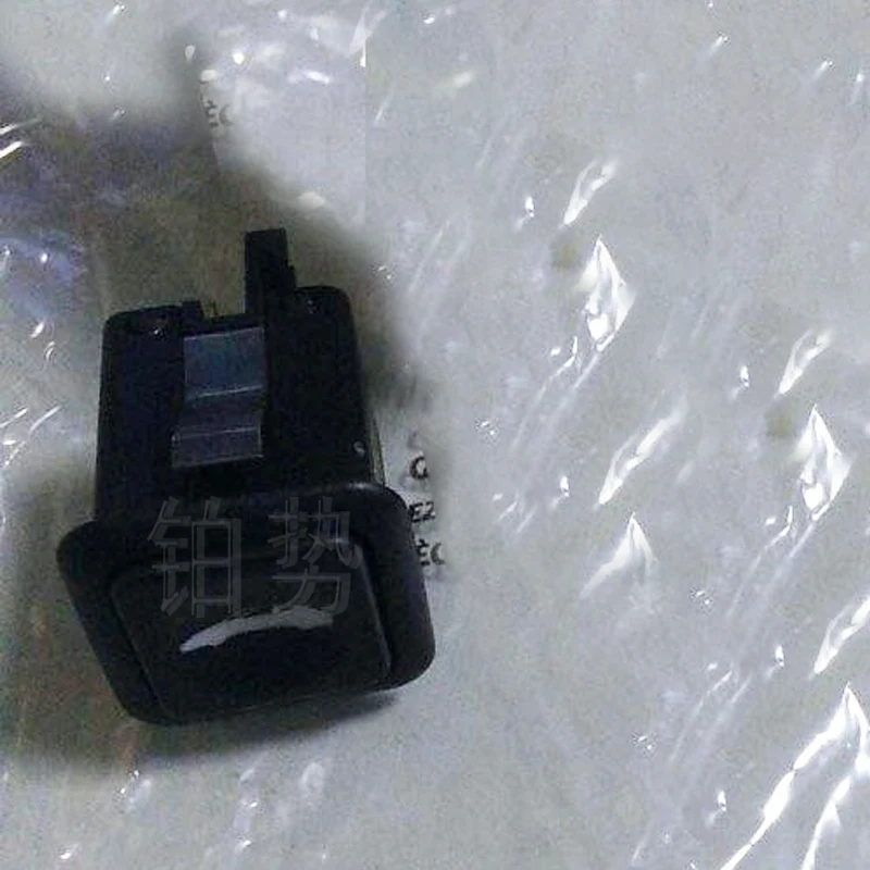 

Car Trunk cover switch button assembly Fer rar iF5 99 Engine cover switch Trunk switch button Tailgate trim switch