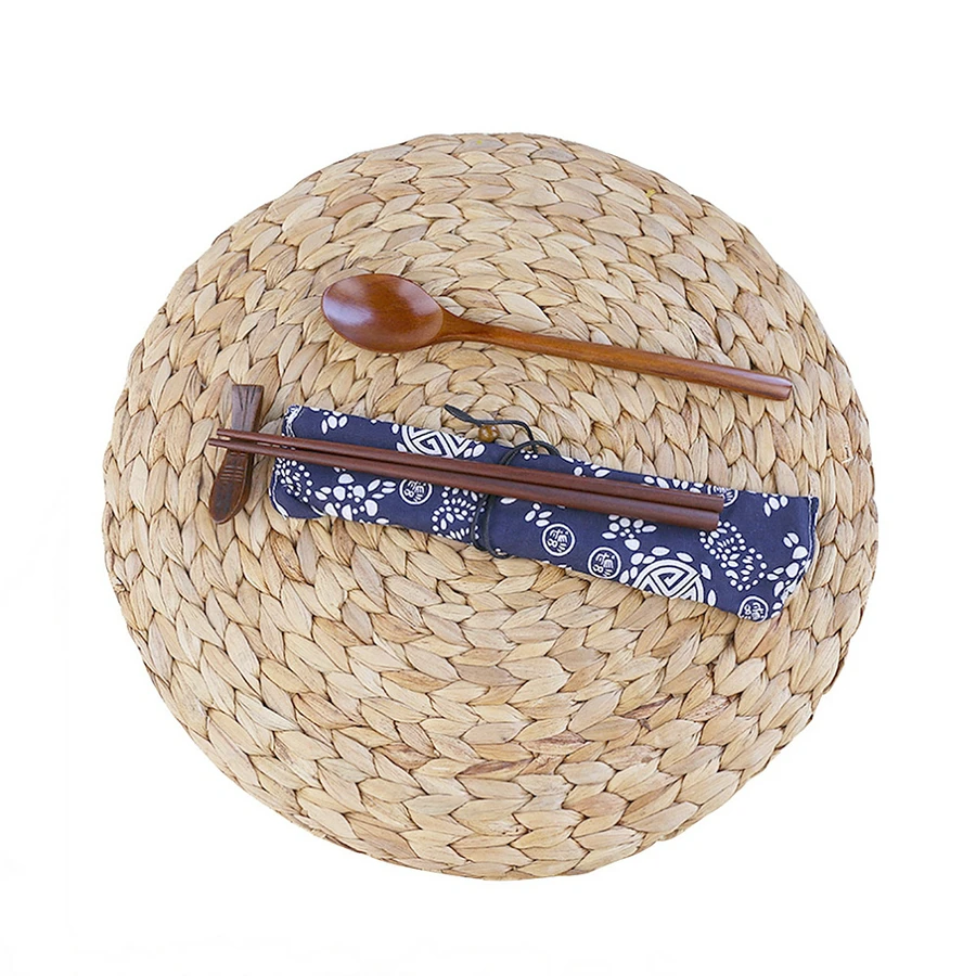 

4Pcs Natural Handmade Straw Woven Placemat Round Braided Placemat Mat Table Mat