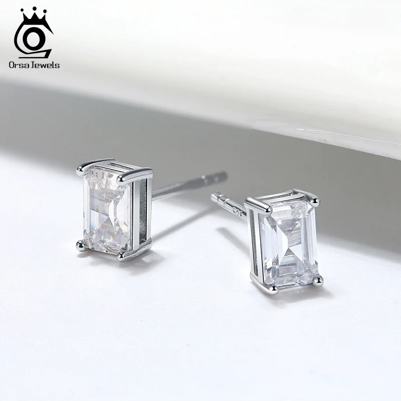 

ORSA JEWELS S925 Sterling Silver Stud Earrings Emerald Shape CB Stone Surgical Grade Cutting Shiny Trendy Brincos For Girl SE332