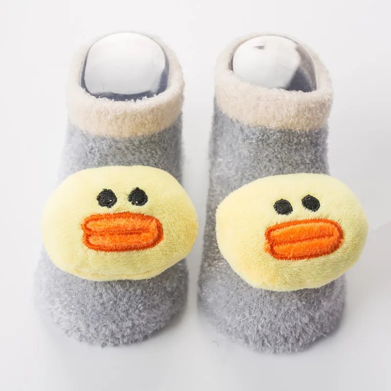 Little yellow duck Рождественские носки для маленьких девочек и мальчиков Плотные хлопковые теплые носки на Рождество и год на зиму и осень носки для девочек с изображением снежинок, лосей, Санта Клауса, медведя - Цвет: Little yellow duck